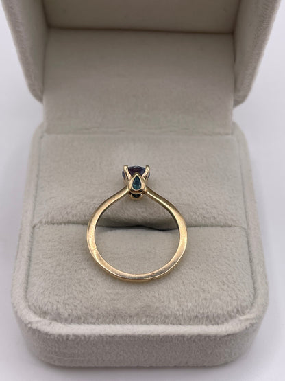 9ct gold tanzanite and emerald ring