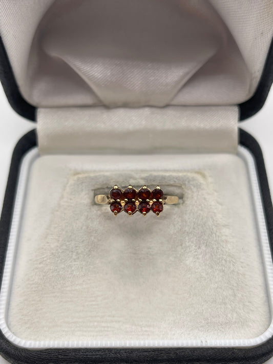9ct gold garnet cluster ring