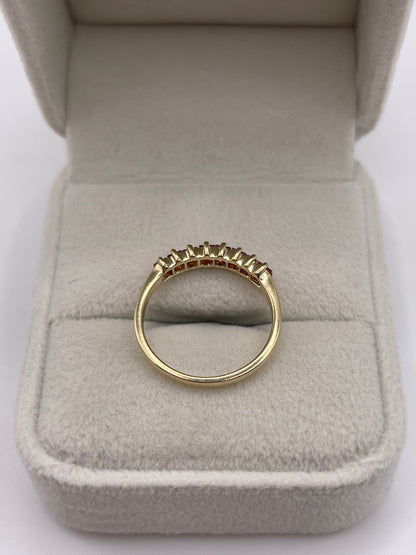9ct gold quartz ring