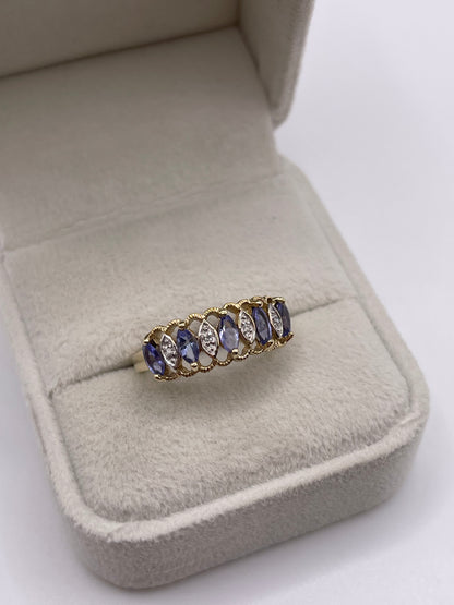 9ct gold tanzanite and diamond ring