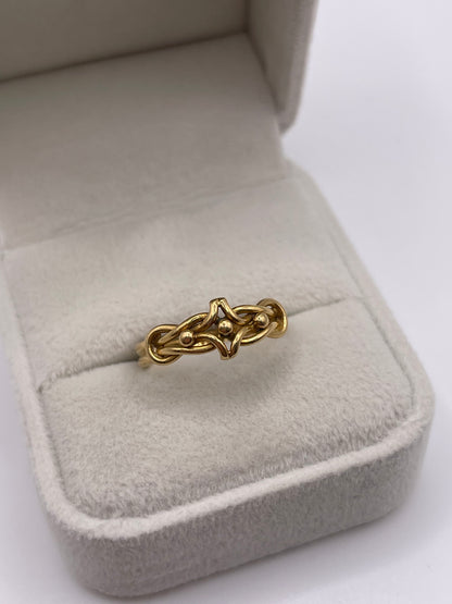Antique 18ct gold knot ring
