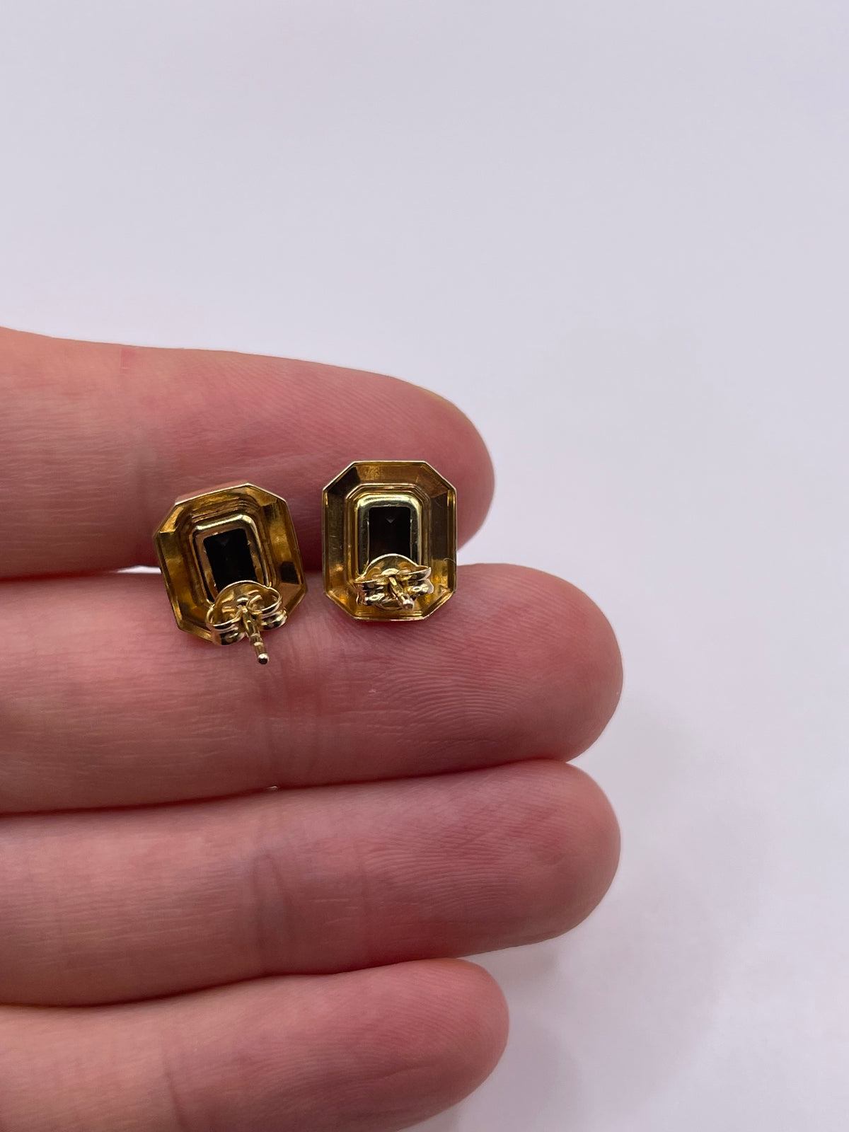 8ct gold tourmaline earrings