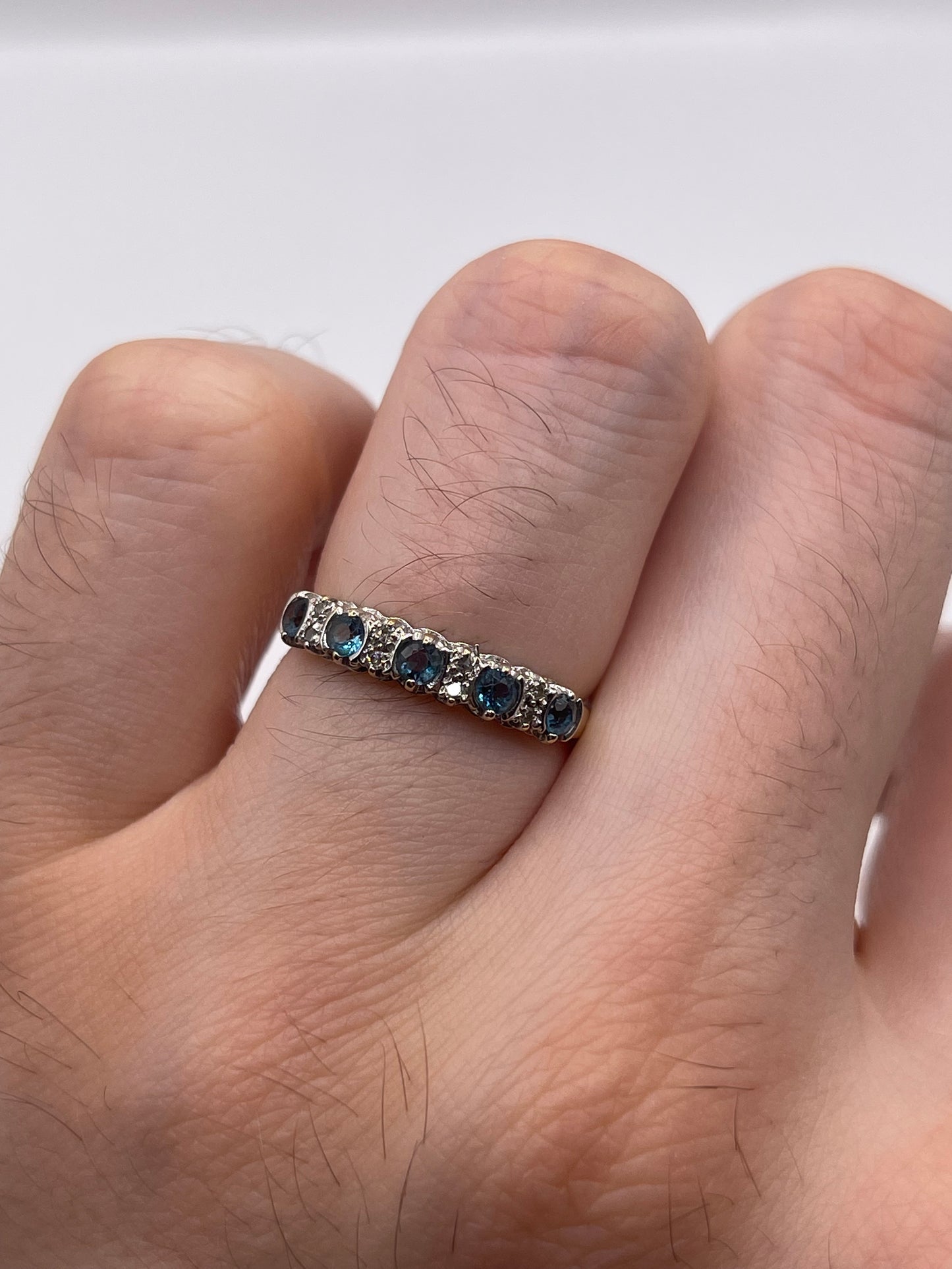 9ct gold topaz and diamond ring