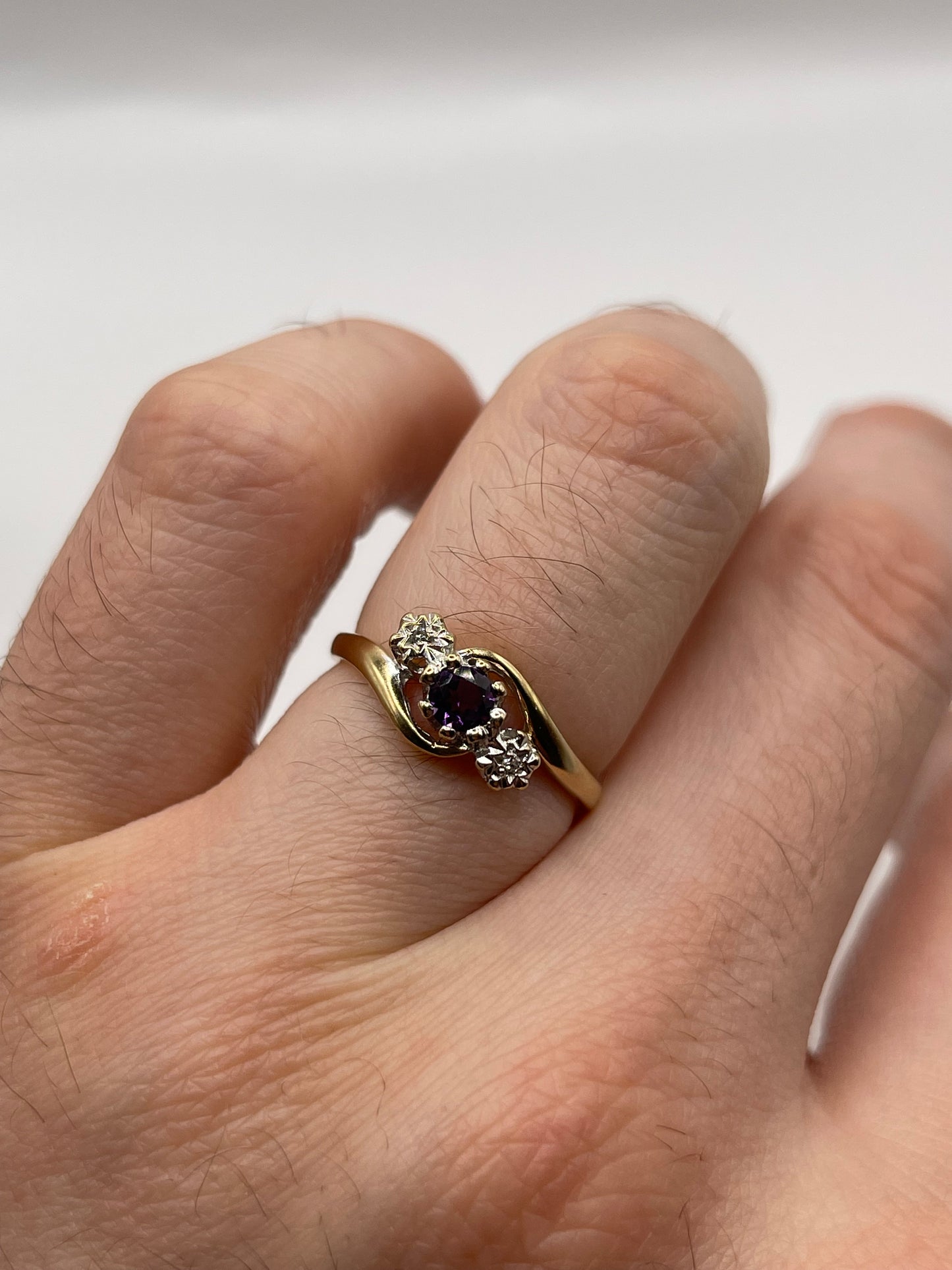 9ct gold amethyst and diamond ring