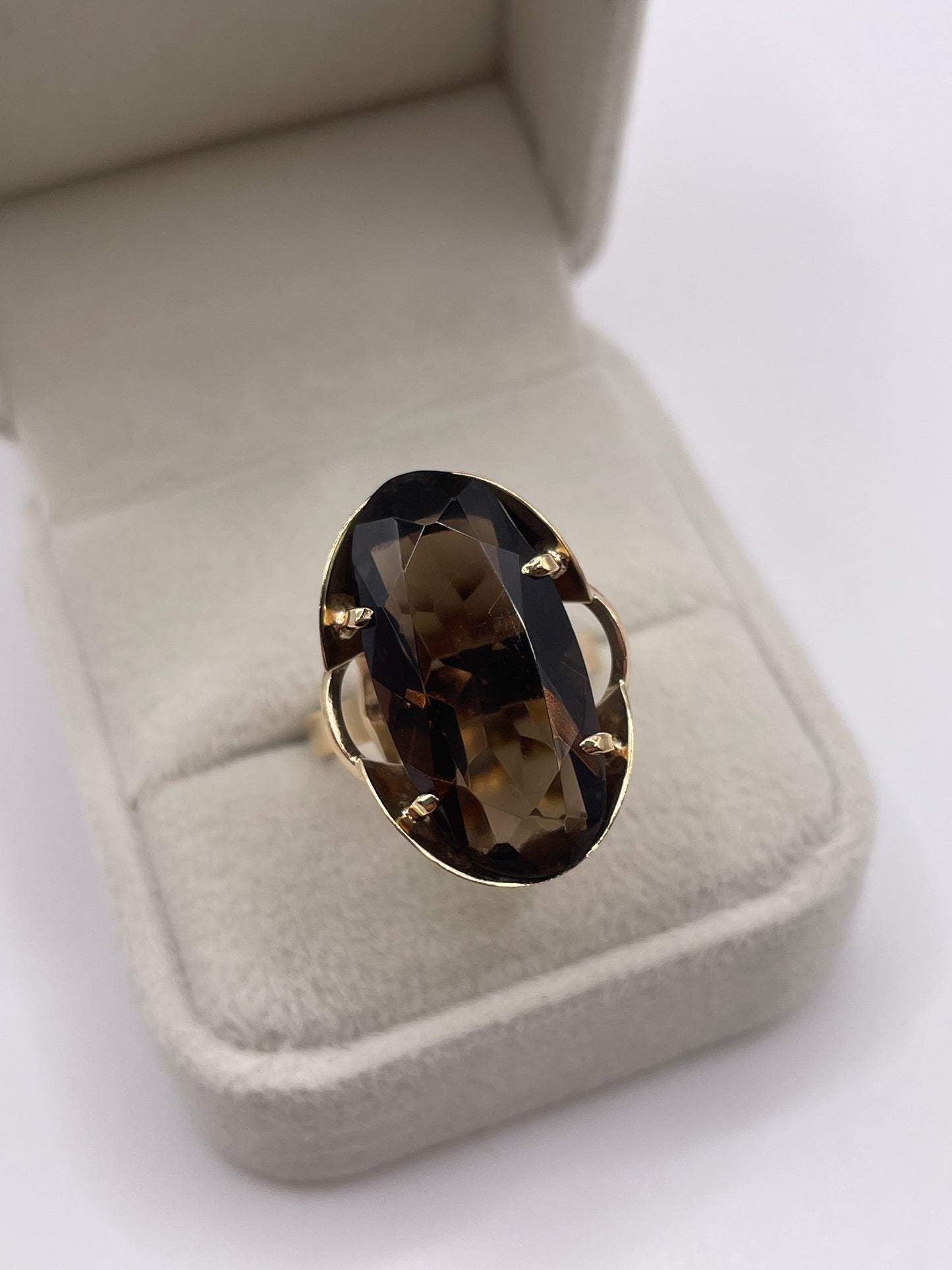 9ct gold Smokey quartz ring