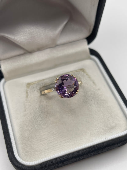 9ct gold amethyst and diamond ring