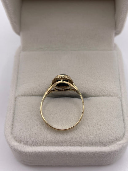 9ct gold onyx ring