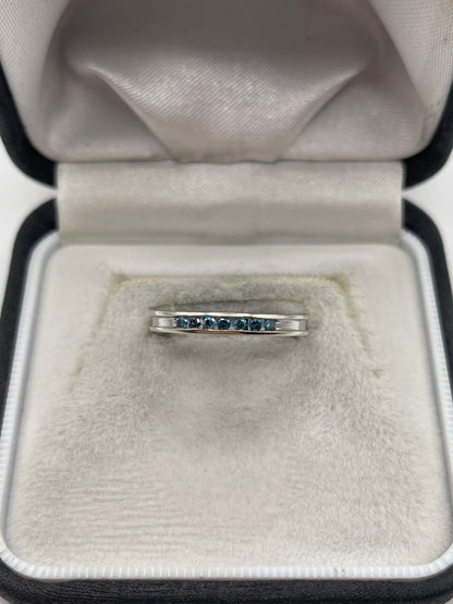 9ct white gold blue diamond ring