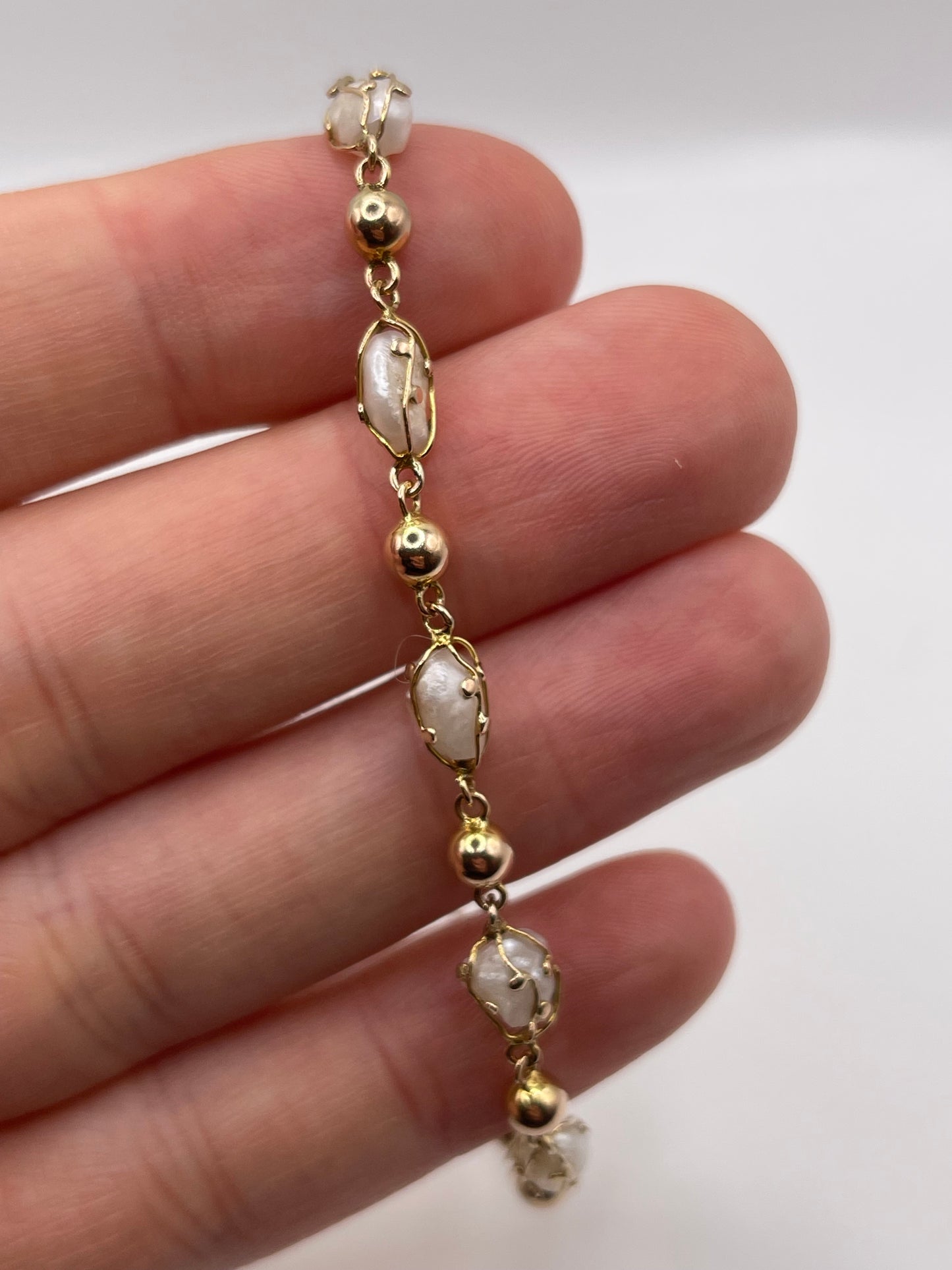 Antique 9ct rose gold pearl bracelet