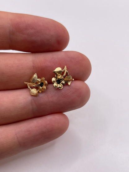 9ct gold sapphire flower earrings