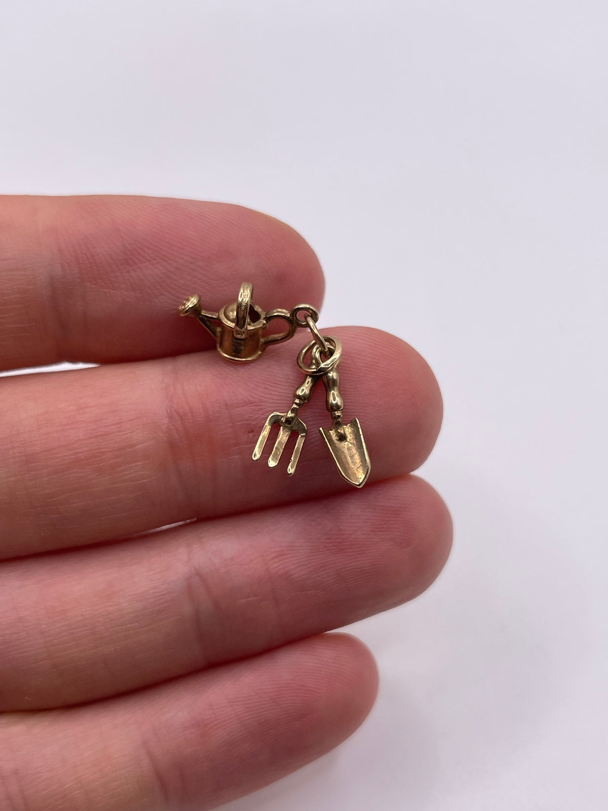 9ct gold gardening tools charm