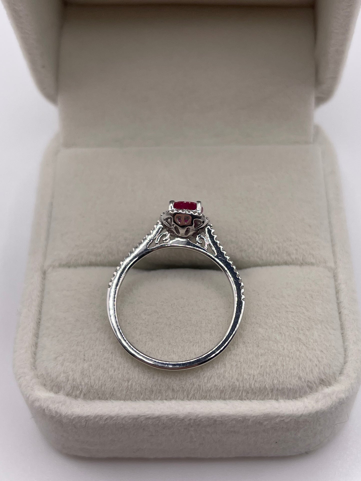 9ct white gold ruby and diamond ring