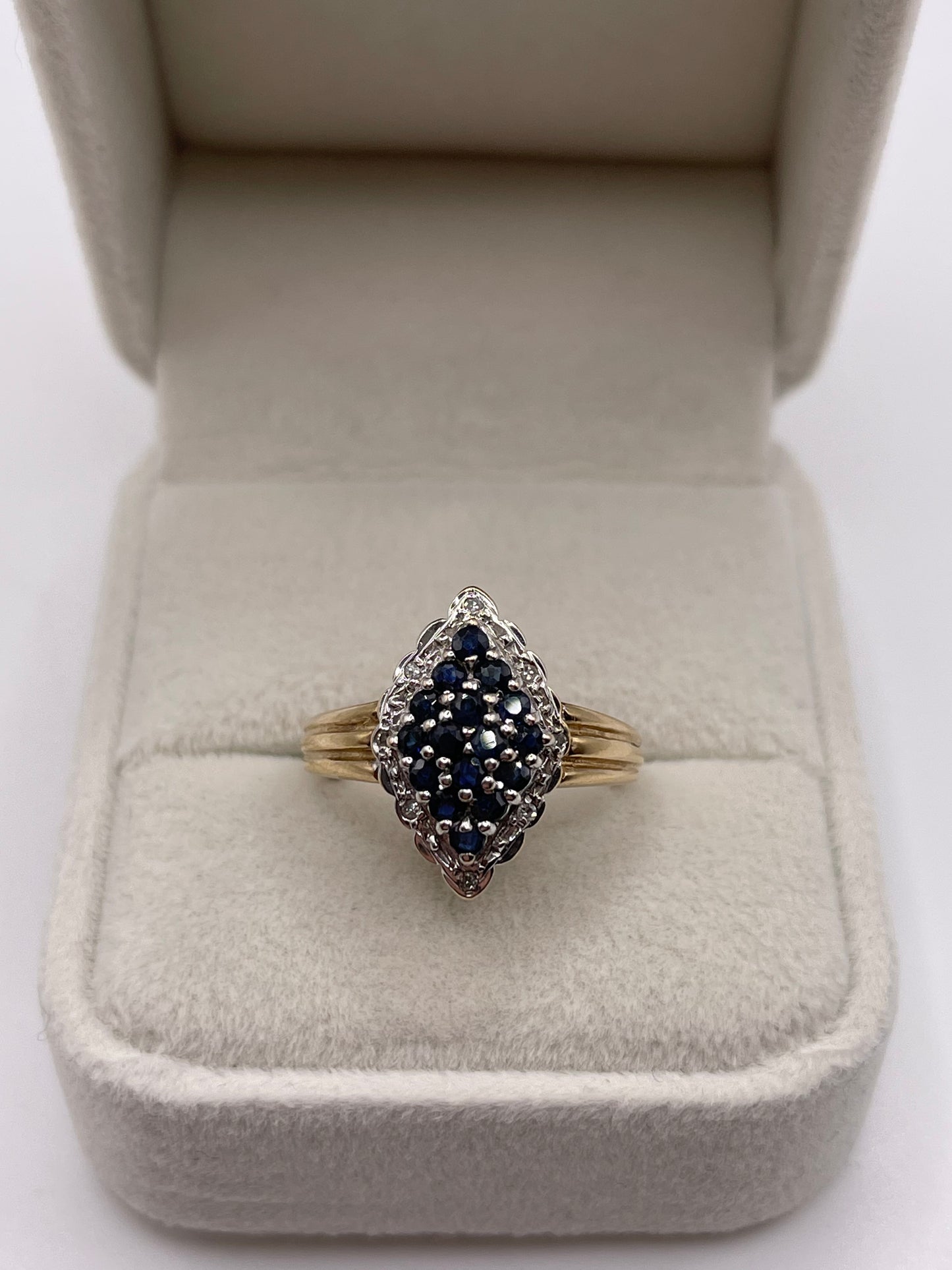 9ct gold sapphire and diamond ring