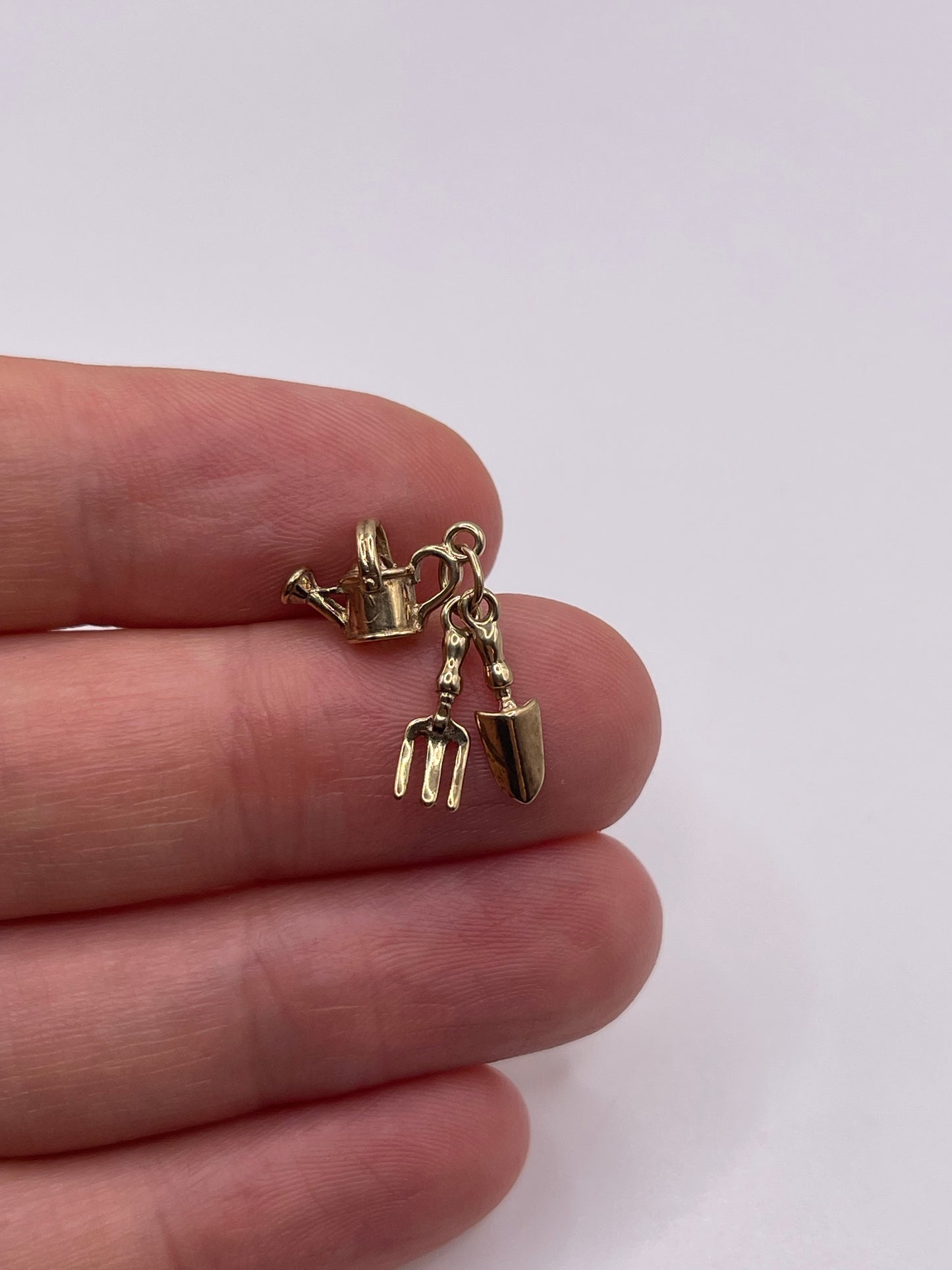 9ct gold gardening tools charm