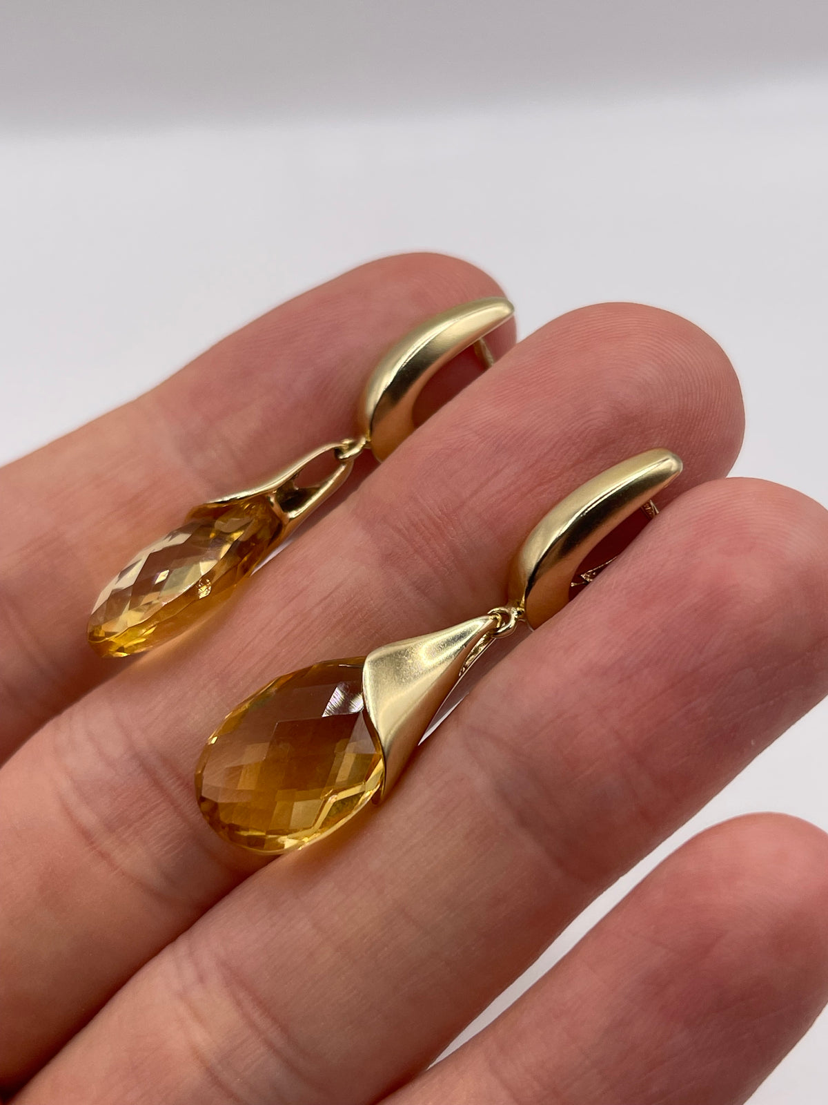 9ct gold citrine earrings