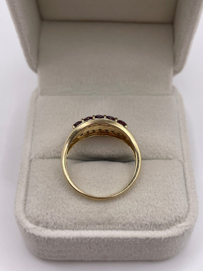 9ct gold garnet and diamond ring