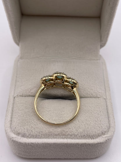 9ct gold emerald and diamond ring