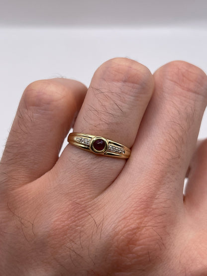 9ct gold ruby and diamond ring