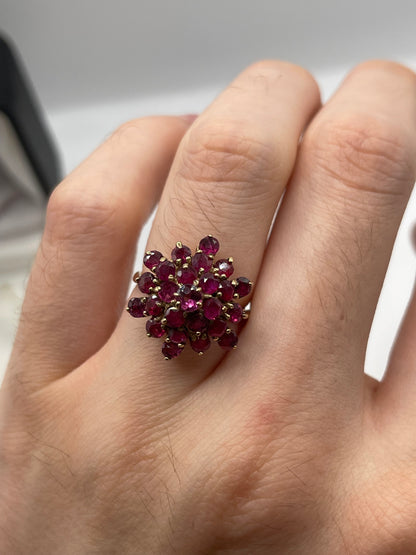 9ct gold ruby cluster ring