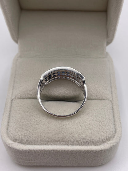 9ct white gold sapphire cluster ring