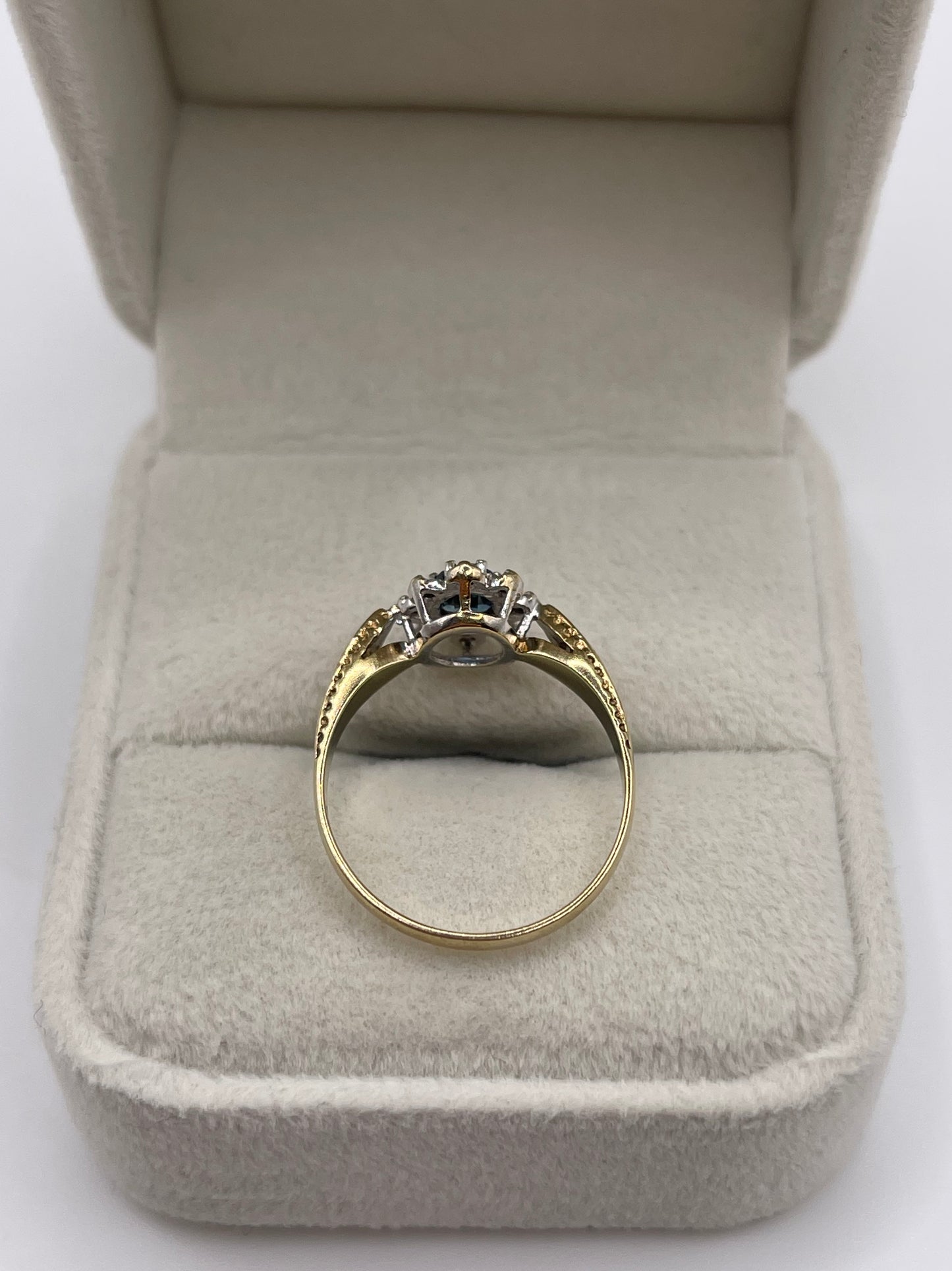 9ct gold topaz and diamond ring
