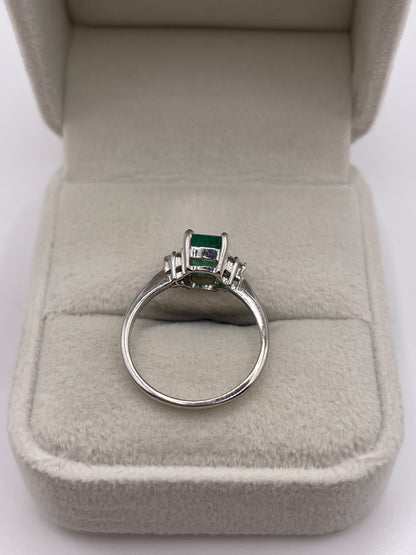 9ct white gold emerald and diamond ring