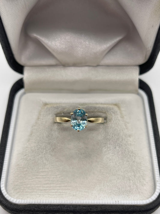 9ct gold blue zircon ring