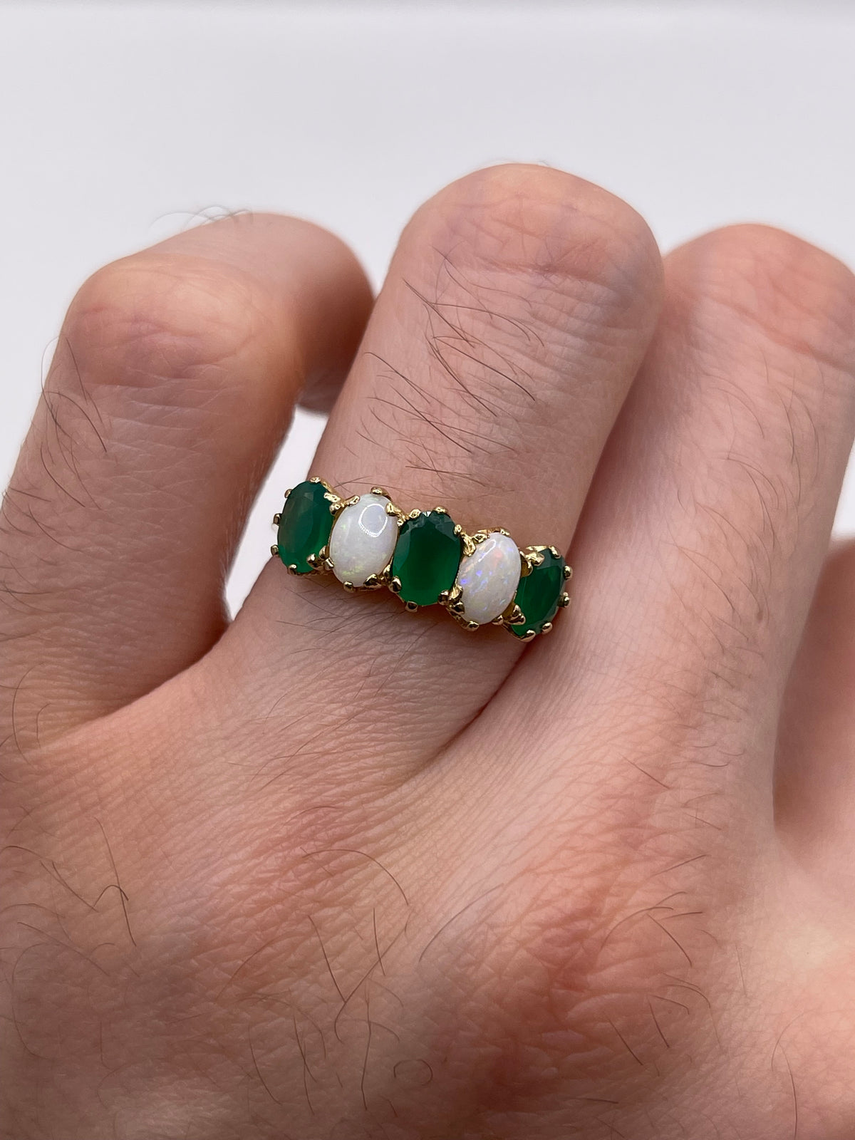 9ct gold green agate and opal ring