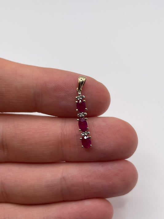 9ct gold ruby and diamond pendant