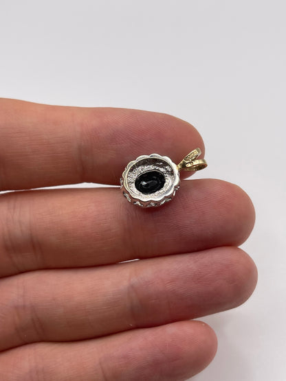 9ct gold sapphire and diamond pendant