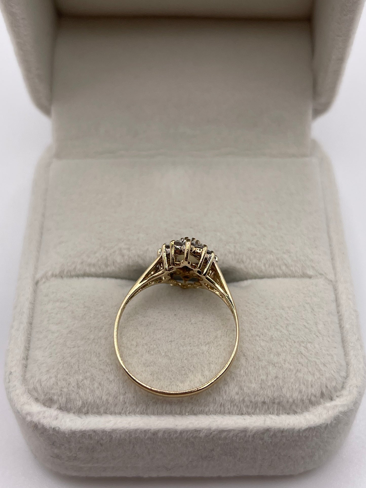 9ct gold opal and cz ring