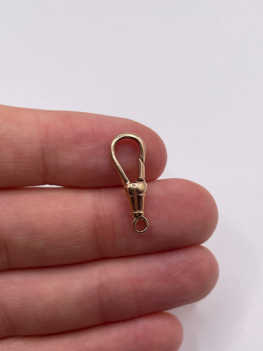 9ct rose gold dog clip 14