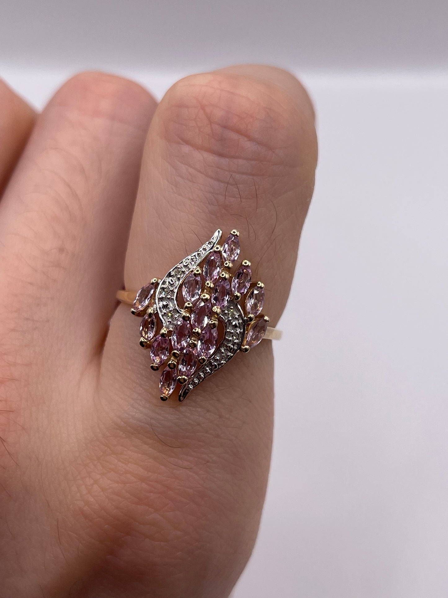 9ct gold pink sapphire and diamond ring