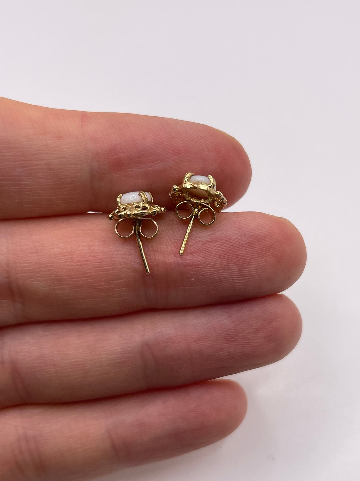 9ct gold opal earrings