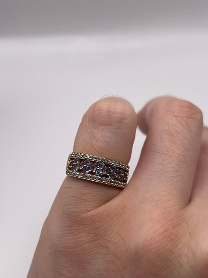 9ct gold tanzanite and diamond ring