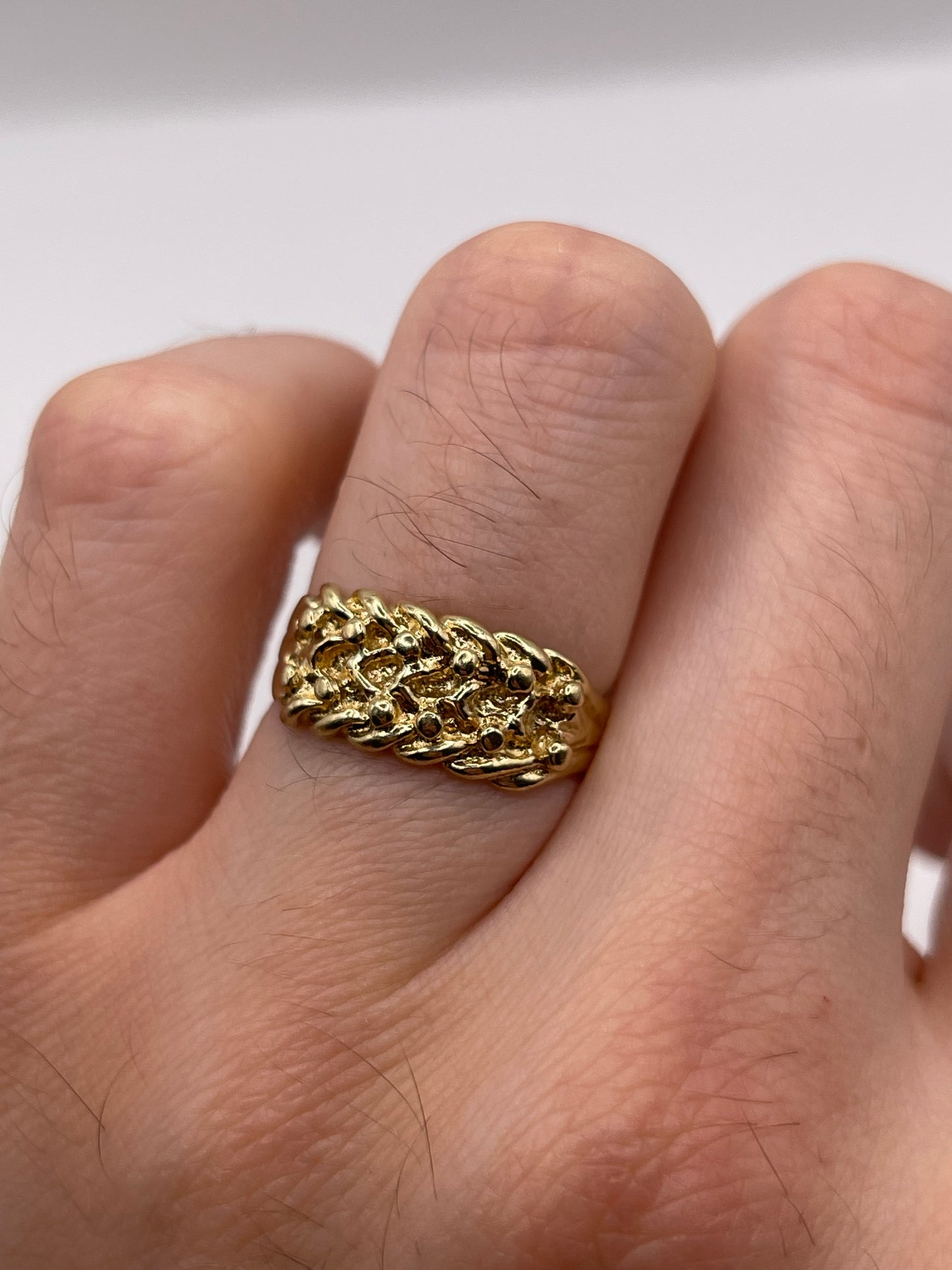 9ct gold keepers ring