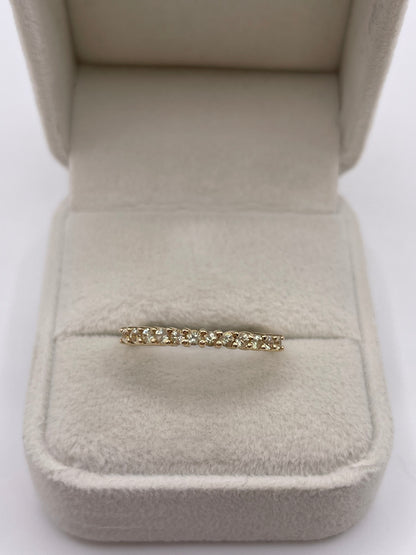9ct gold quartz ring