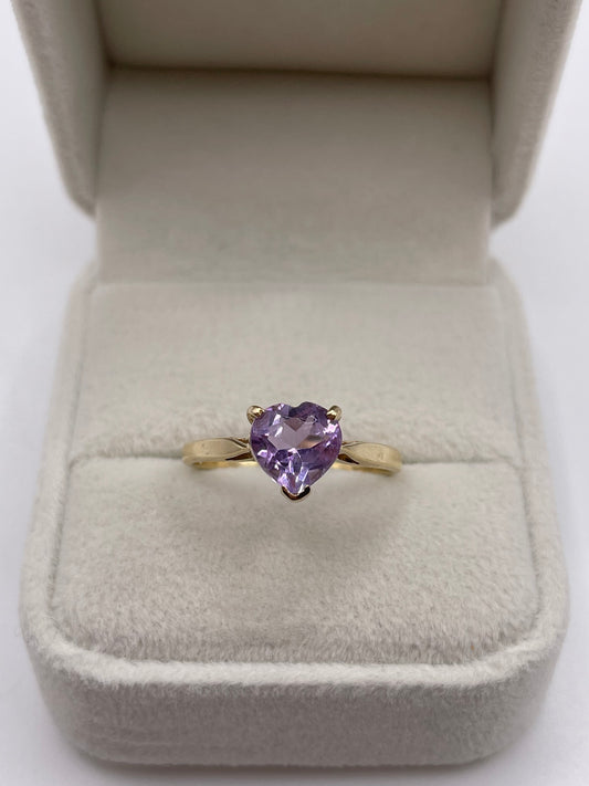 9ct gold amethyst heart ring