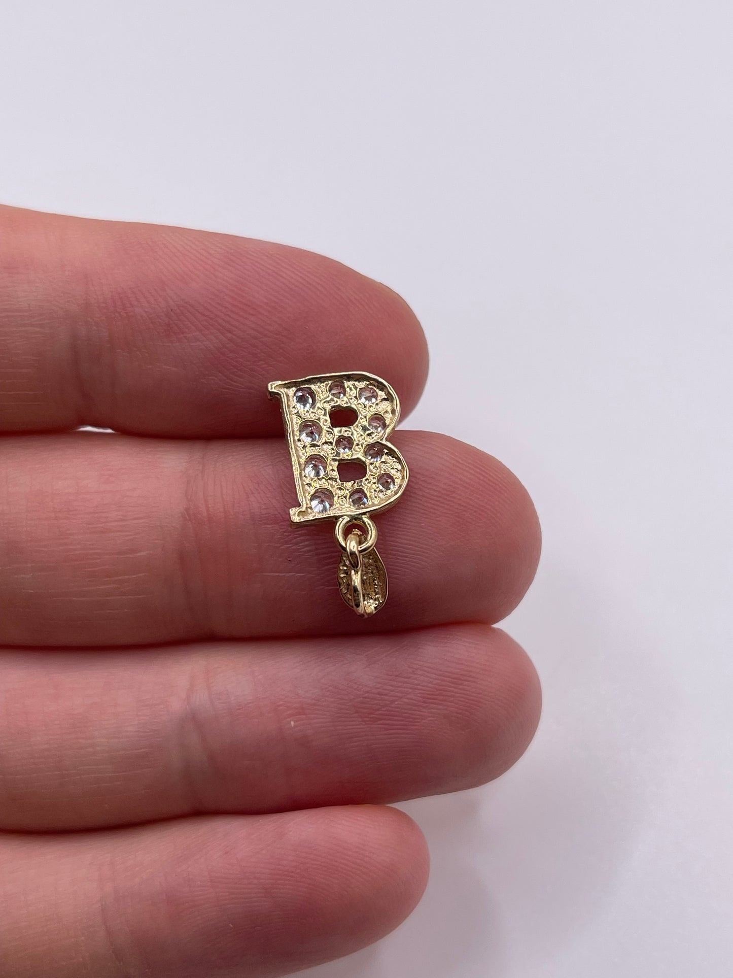 9ct gold cz initial B pendant