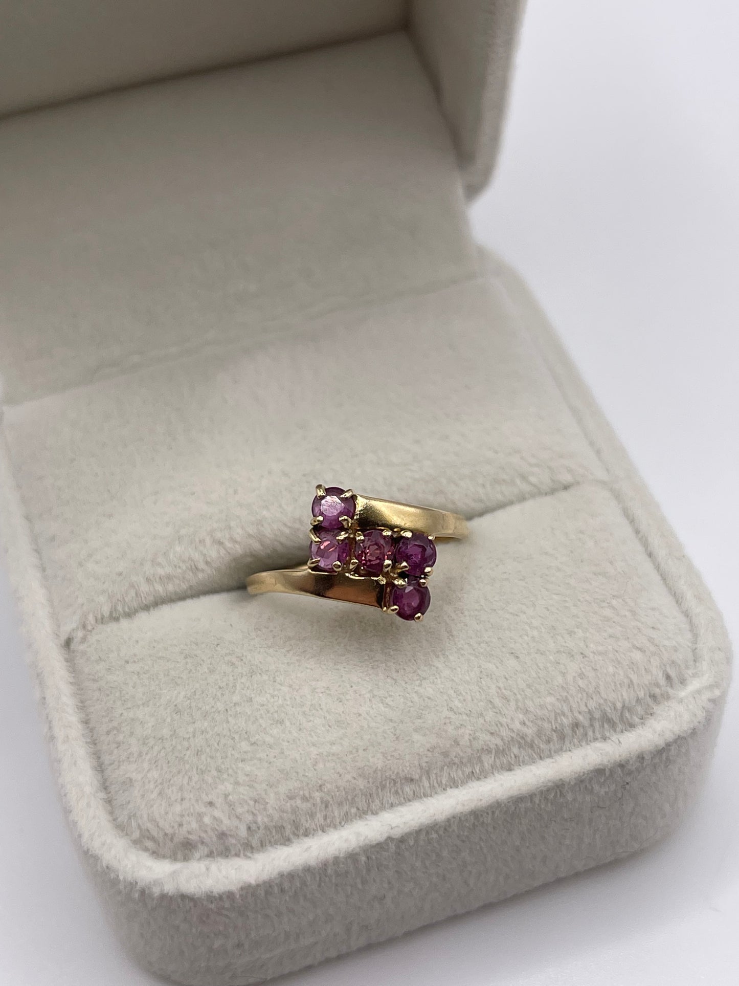 9ct gold ruby ring