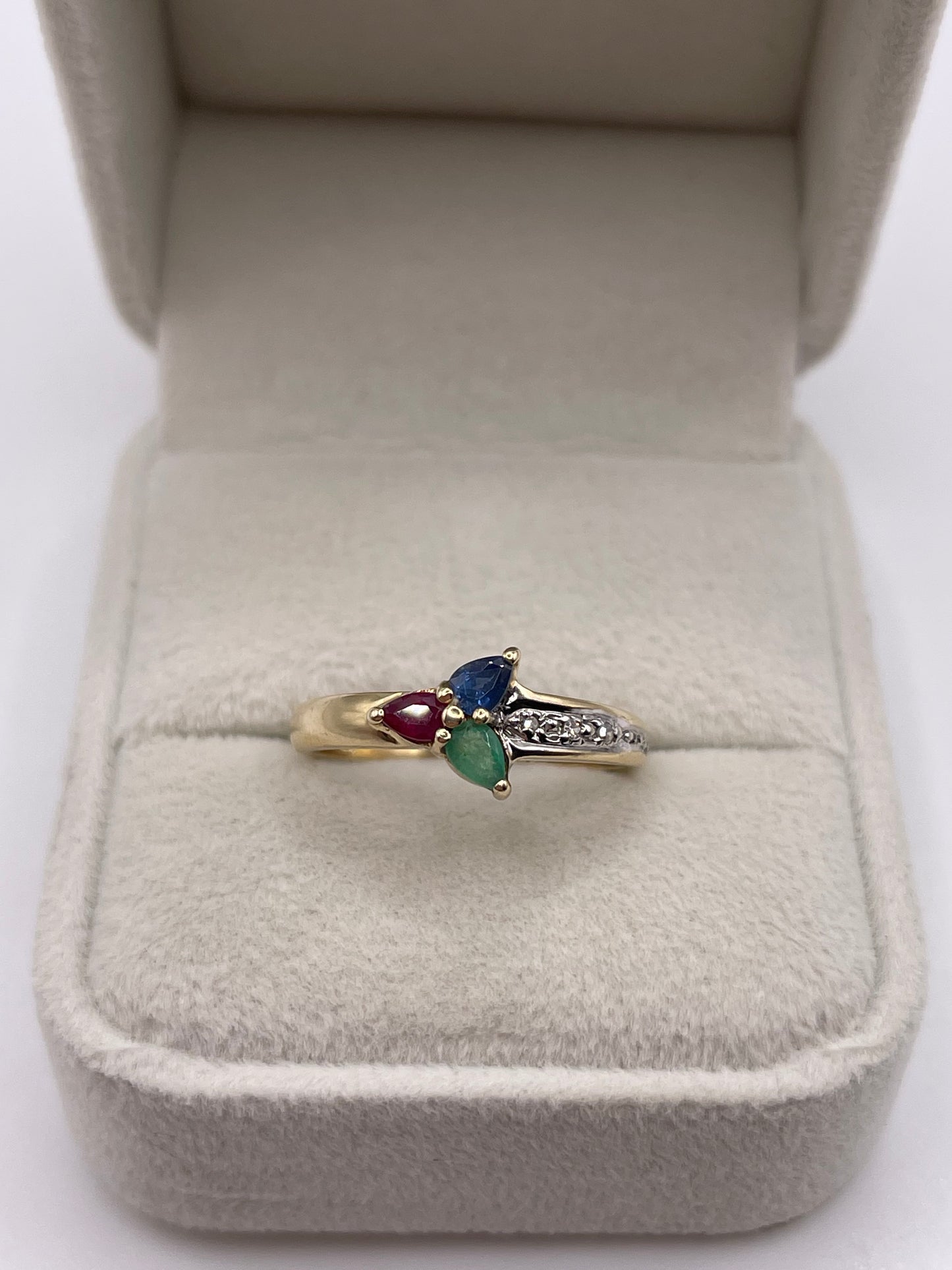 9ct gold ruby, sapphire, emerald and diamond ring