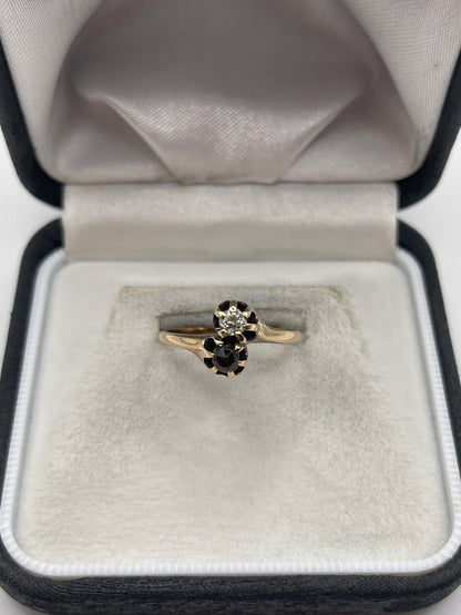 14ct gold garnet and diamond ring