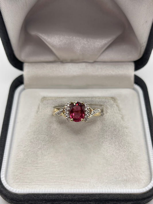 9ct gold tourmaline and zircon ring