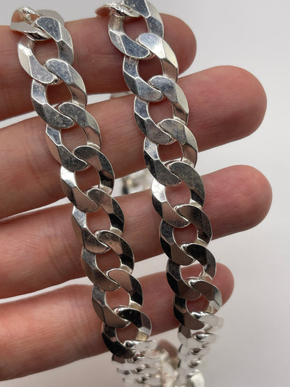 Silver curb chain