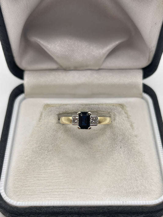 9ct gold sapphire and diamond ring