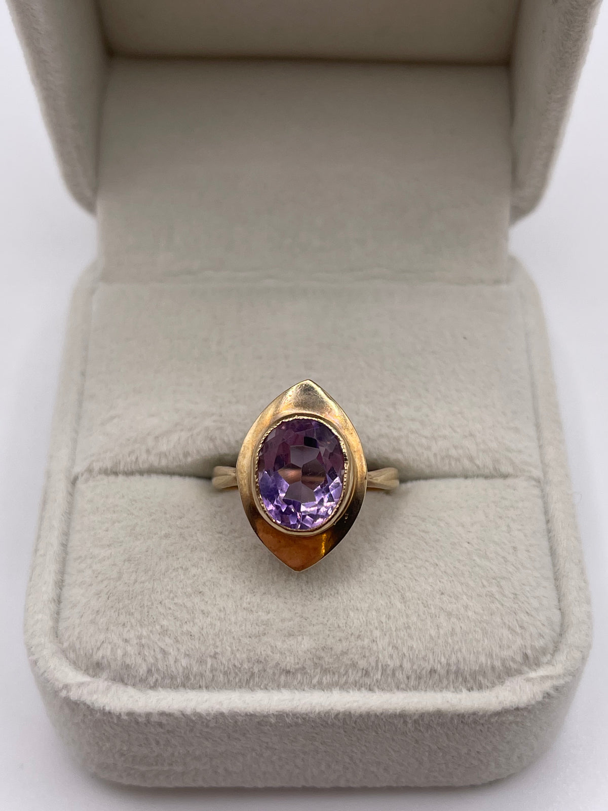 9ct gold amethyst ring