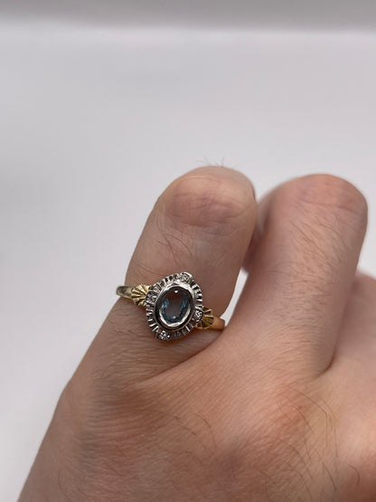 9ct gold topaz and diamond ring