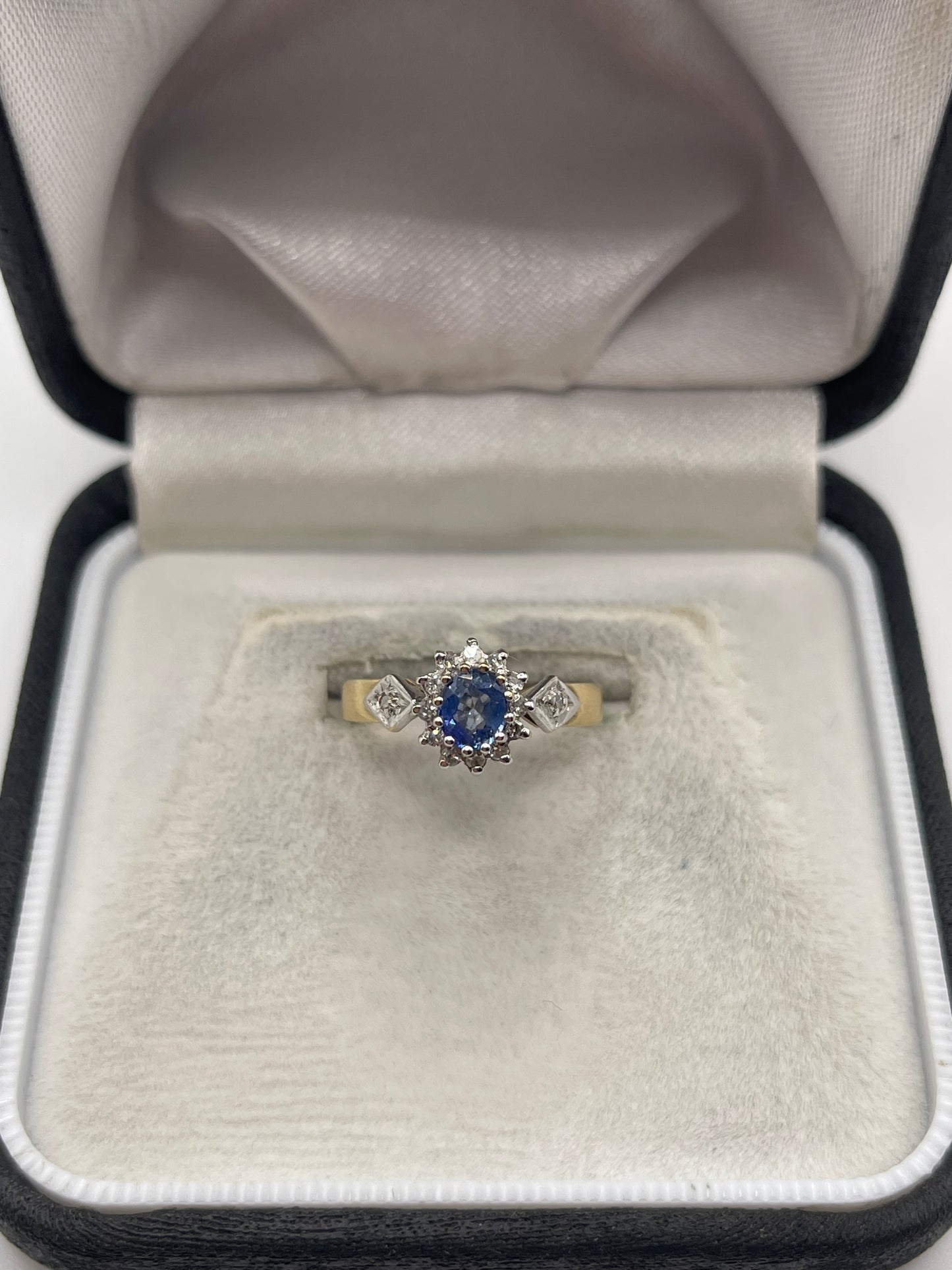 9ct gold sapphire and diamond ring