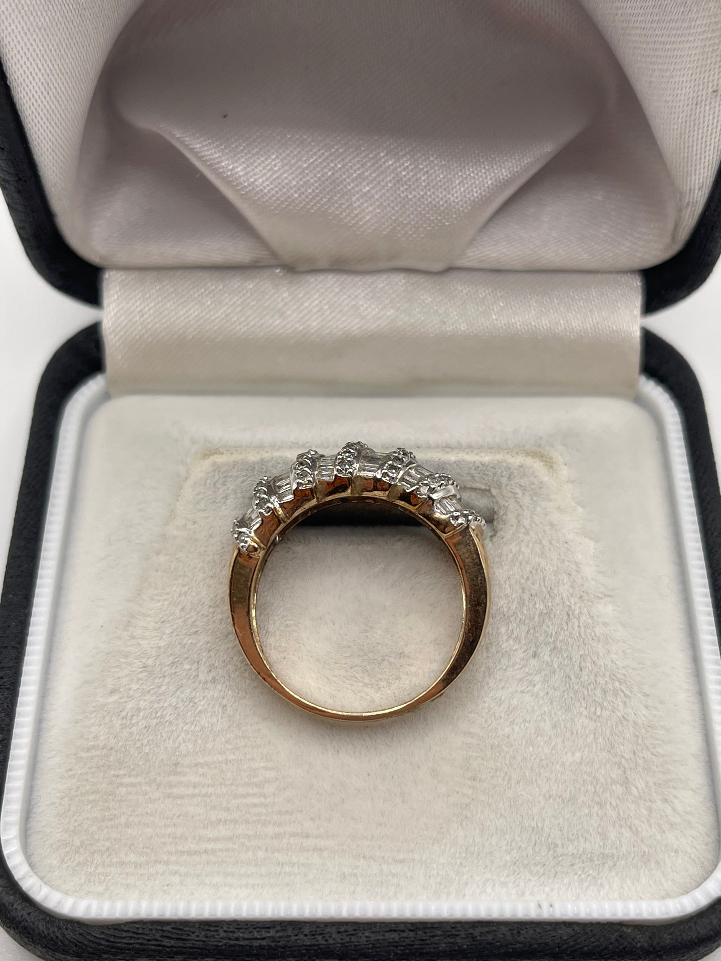 9ct gold diamond cluster ring