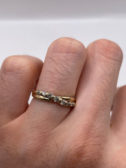 9ct gold diamond ring